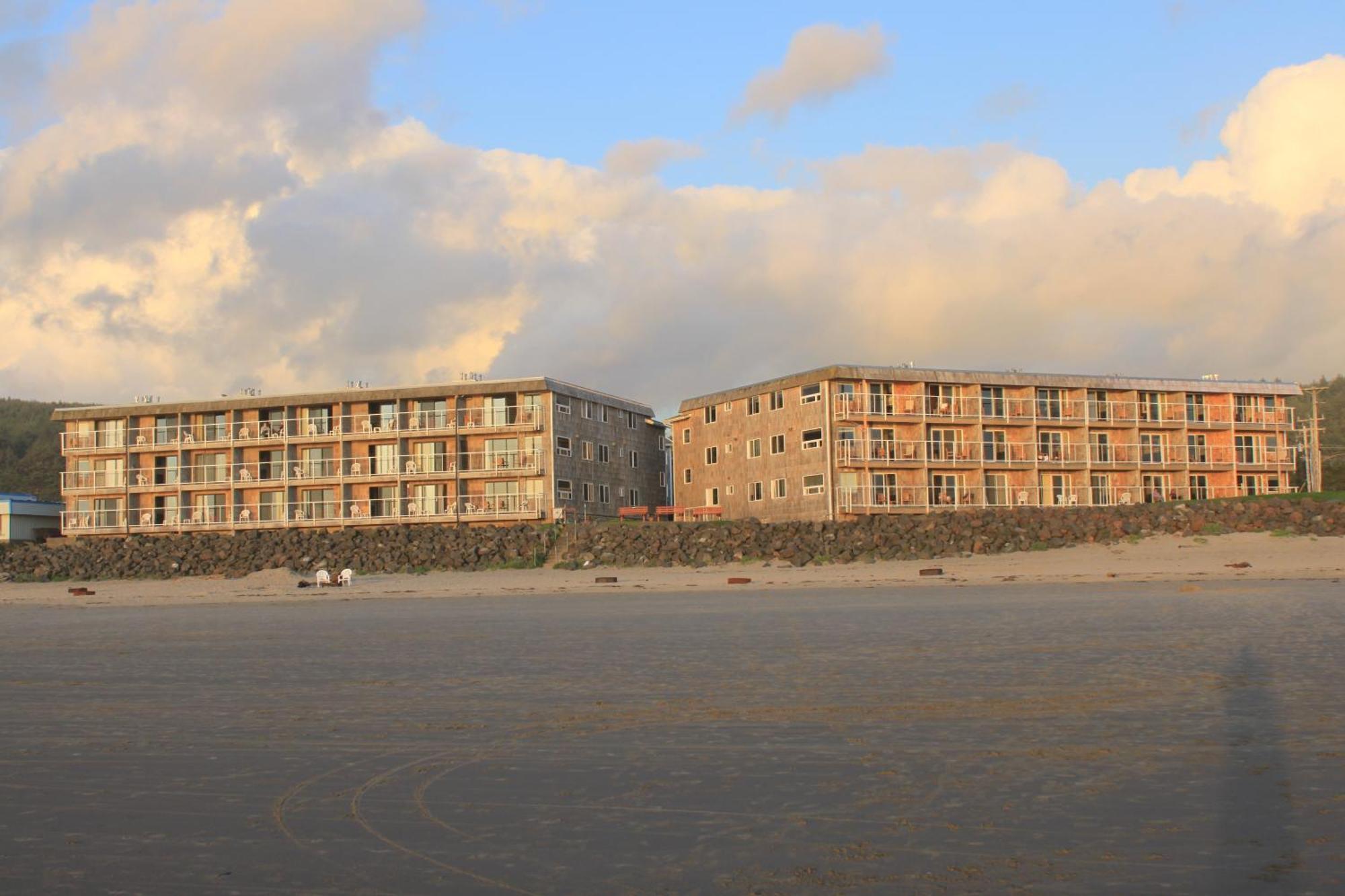 Tolovana Inn Cannon Beach Exterior photo